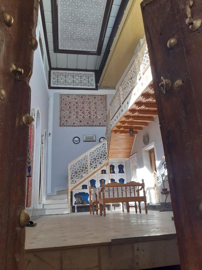 Hotel Rizqiro'Z Boutique Buhara Kültér fotó