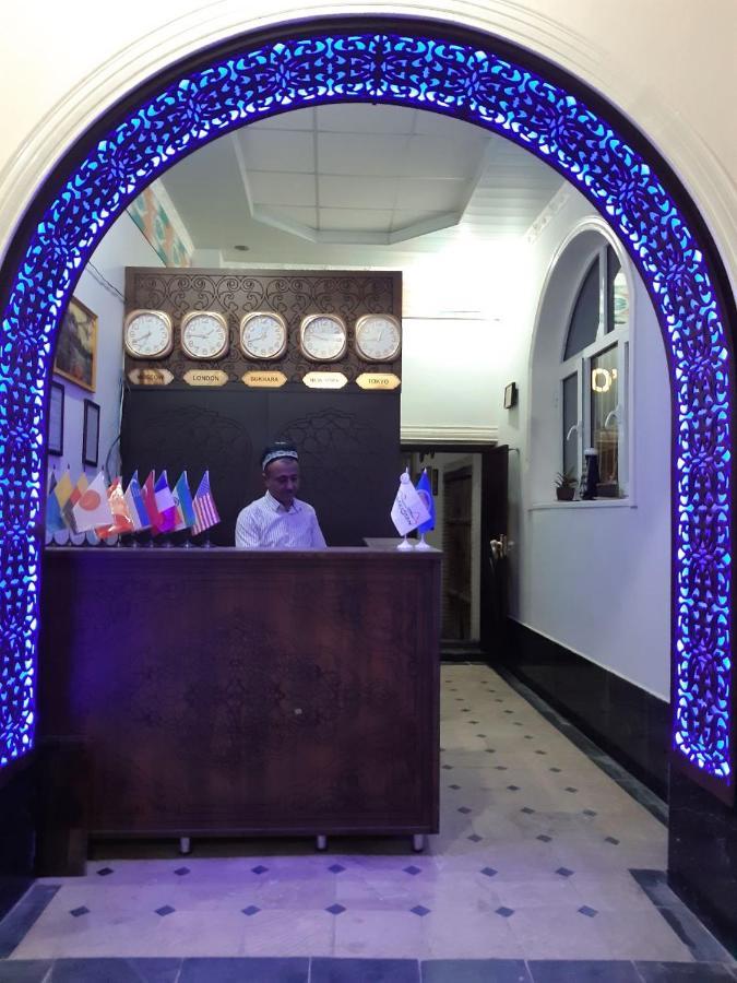 Hotel Rizqiro'Z Boutique Buhara Kültér fotó