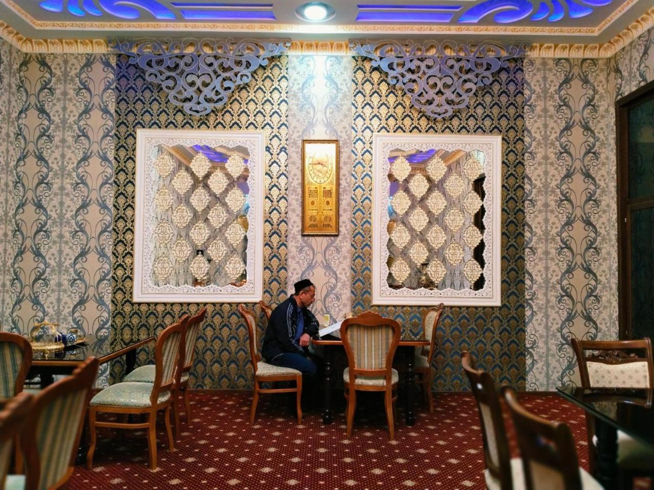 Hotel Rizqiro'Z Boutique Buhara Kültér fotó