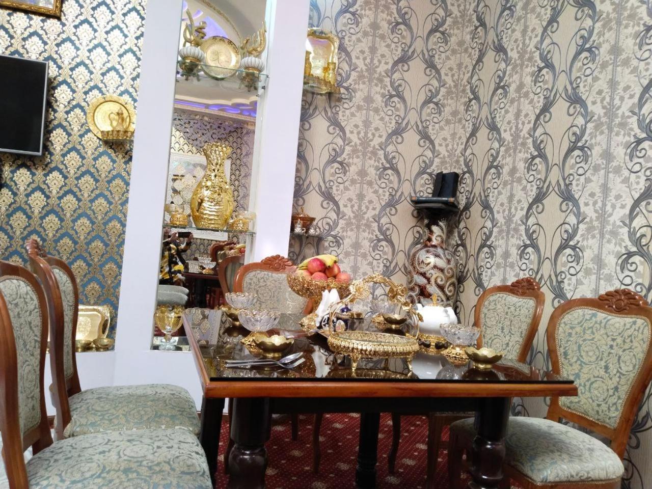 Hotel Rizqiro'Z Boutique Buhara Kültér fotó