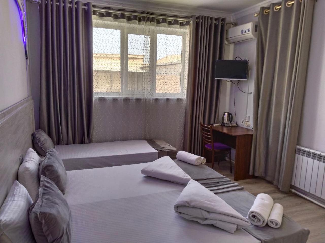 Hotel Rizqiro'Z Boutique Buhara Kültér fotó