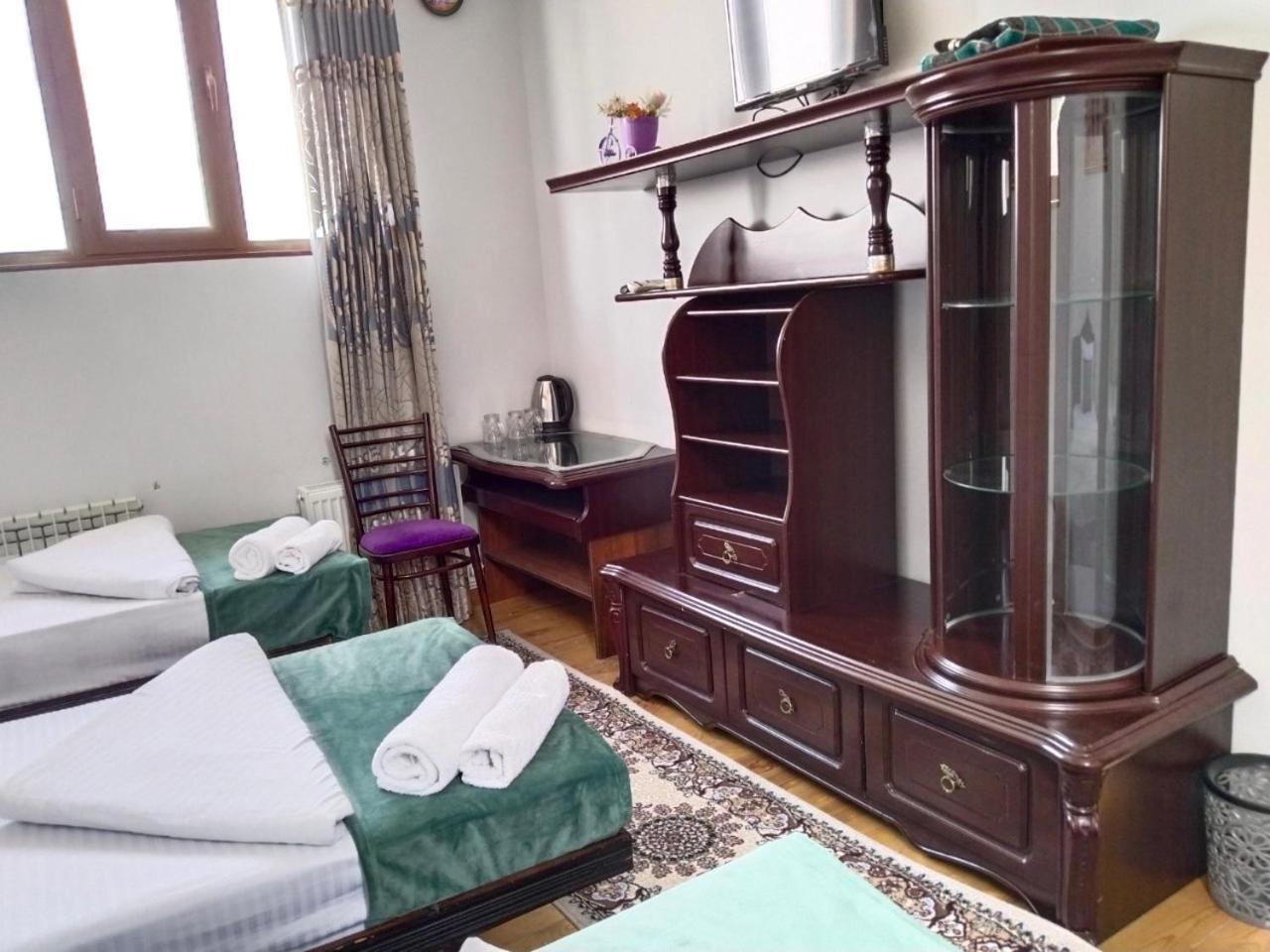 Hotel Rizqiro'Z Boutique Buhara Kültér fotó